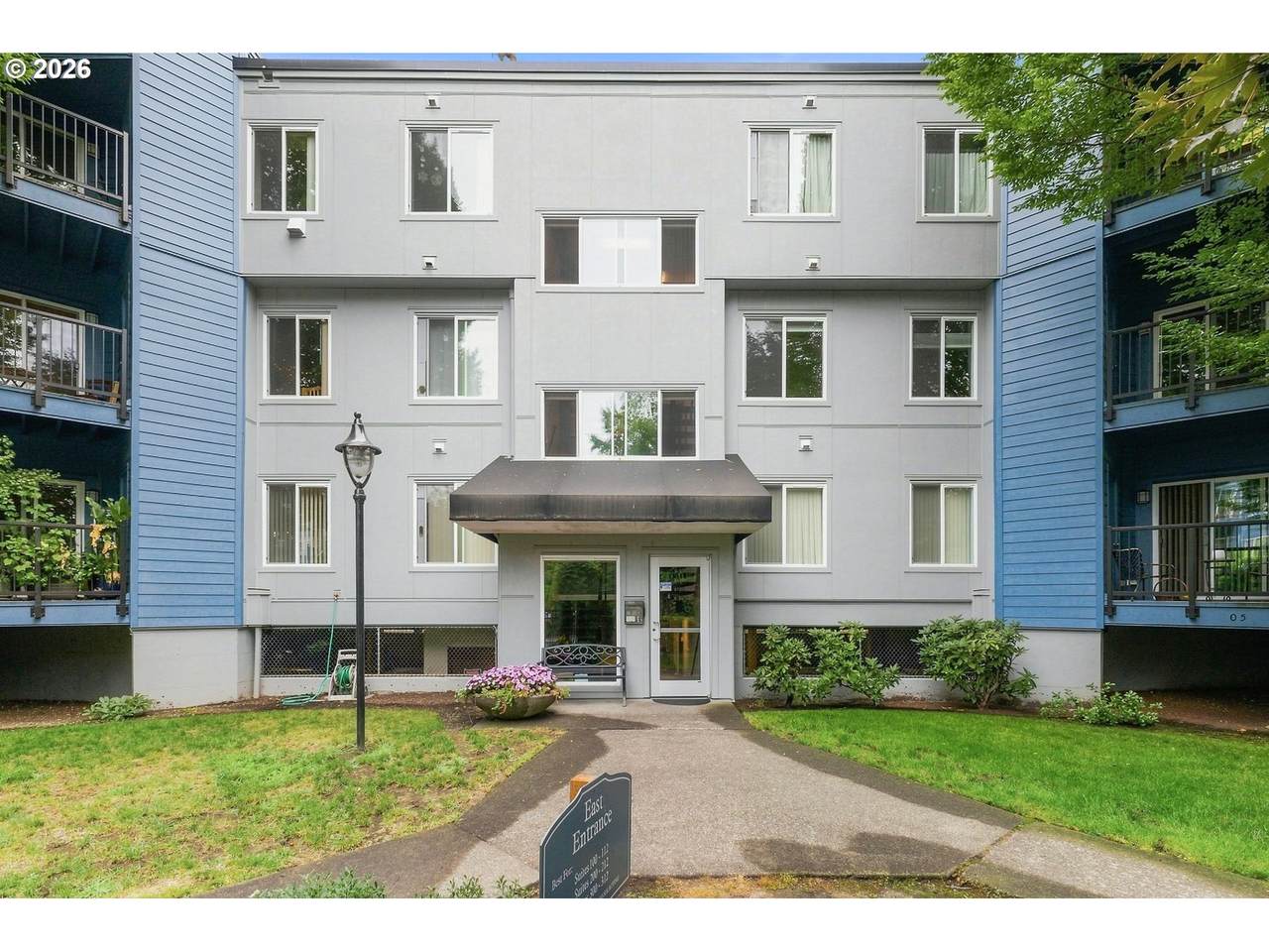 8720 Tualatin Rd - Photo 1