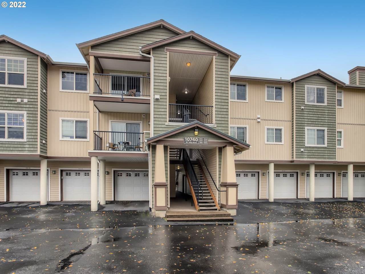 10740 Holly St - Photo 1