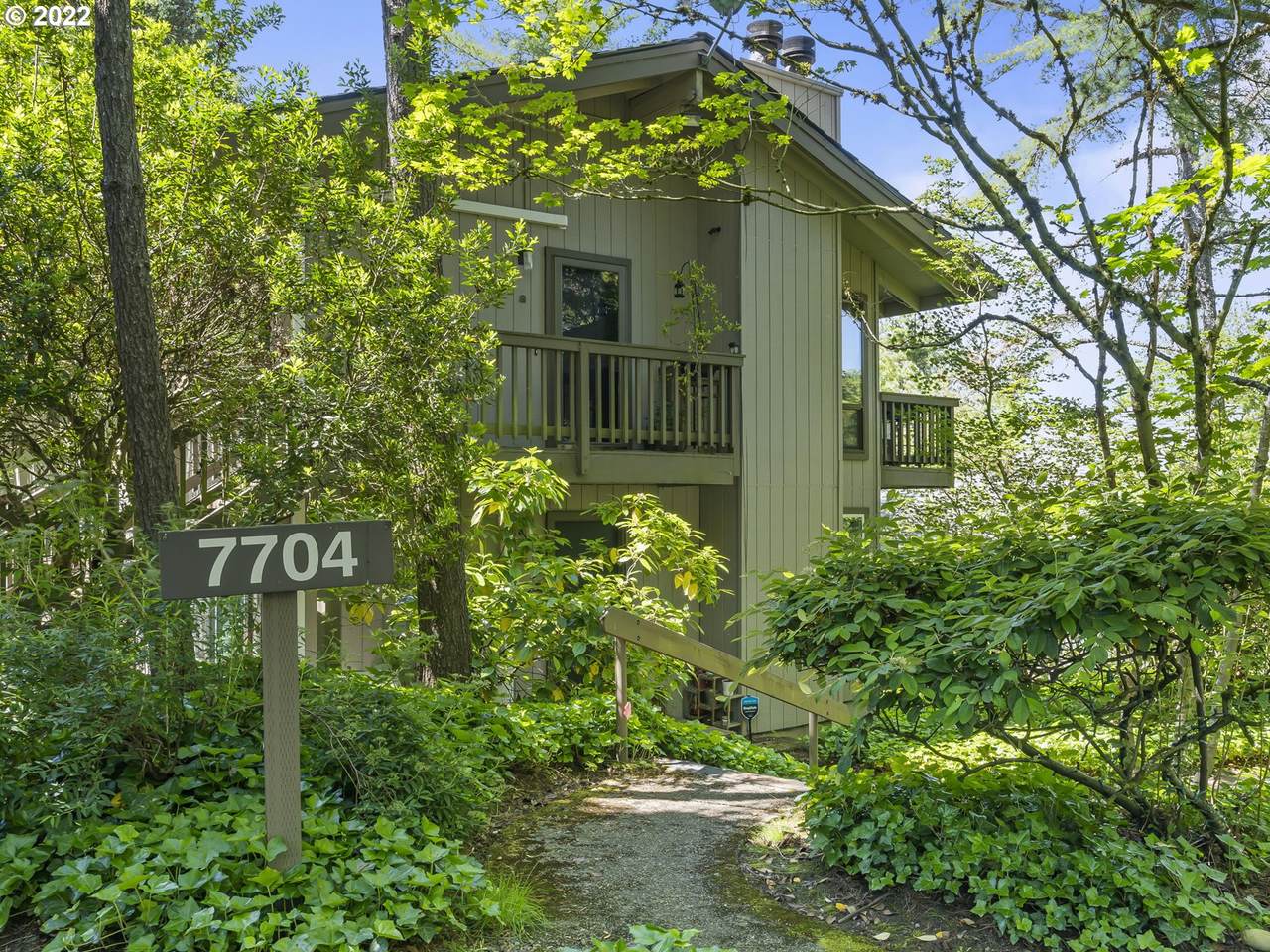 7704 Barnes Rd - Photo 1