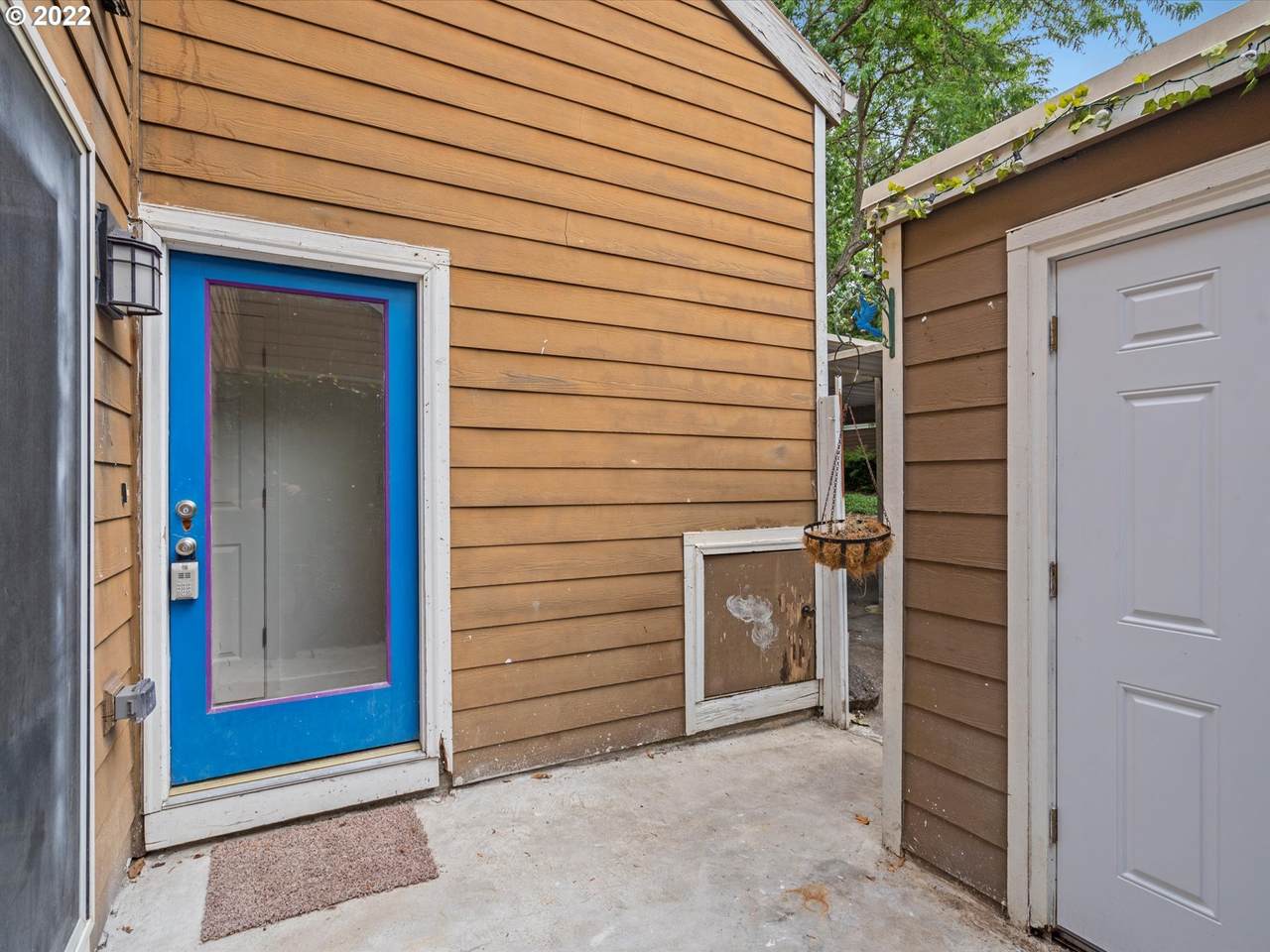 1616 Village Park Pl - Photo 1