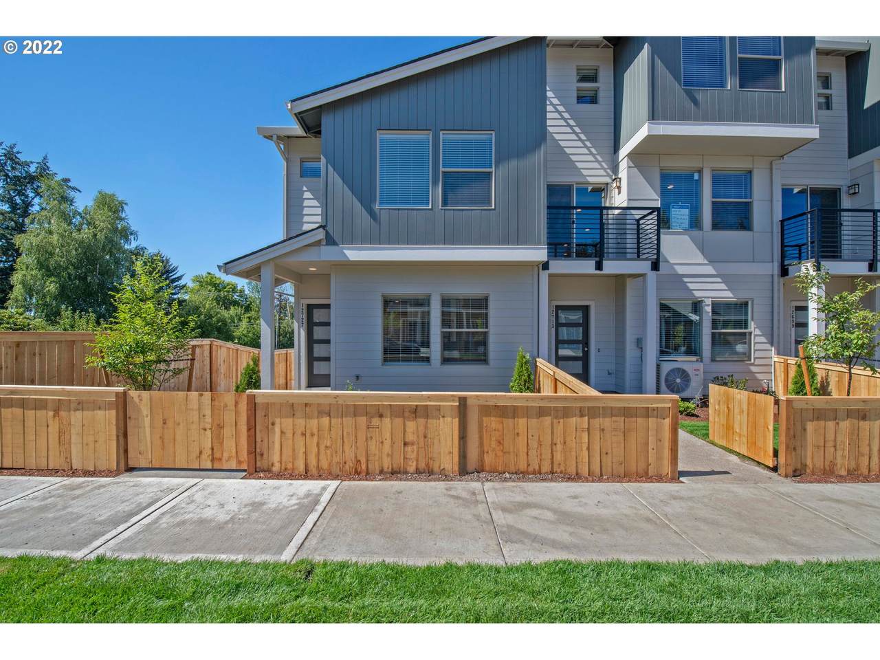11473 Pleasant Valley Pkwy - Photo 1