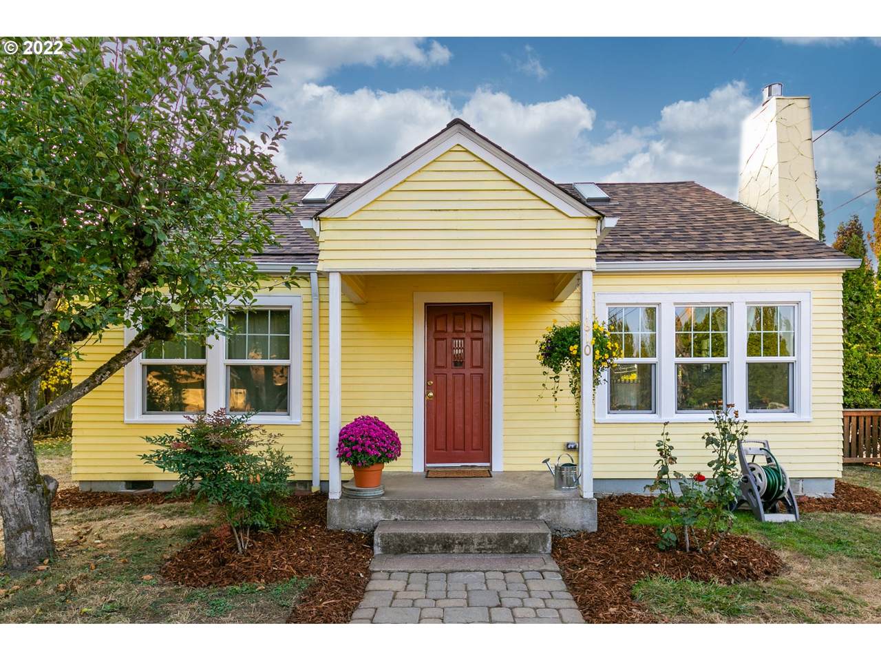 1810 Monroe St - Photo 1