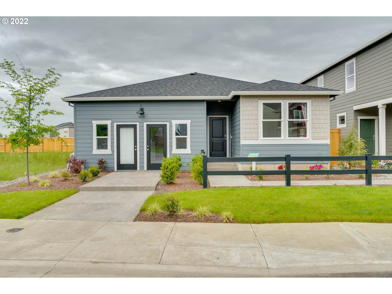 418 Bivens St - Photo 1