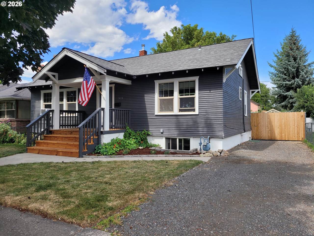 https://bt-photos.global.ssl.fastly.net/portland/1280_boomver_1_220323462-2.jpg