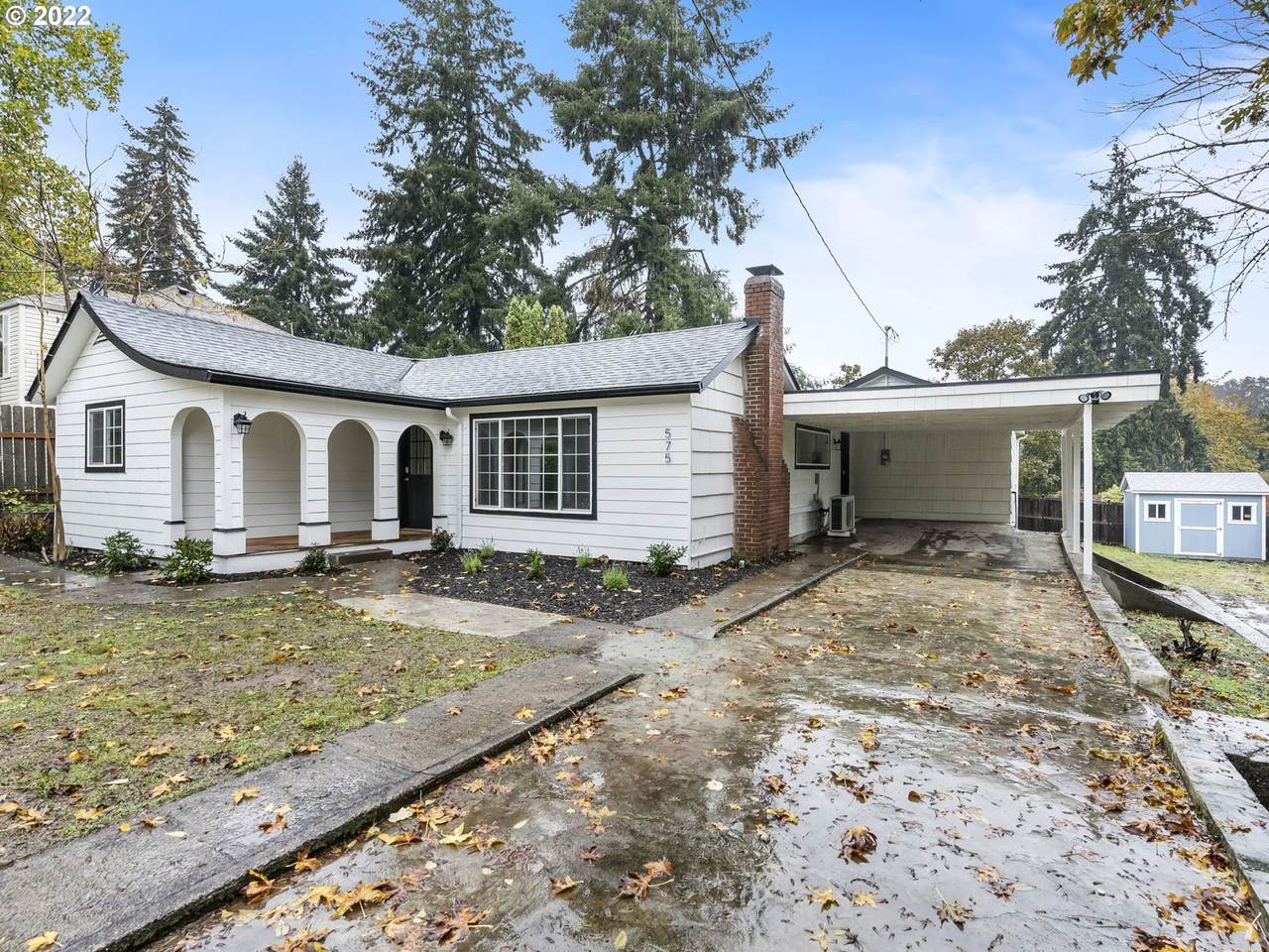 575 Vista Ave - Photo 1
