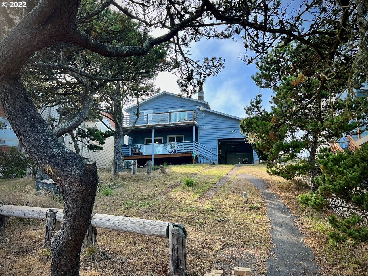 35385 Sunset Dr - Photo 1
