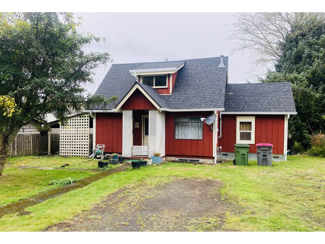 677 Alt Hwy 101 - Photo 1