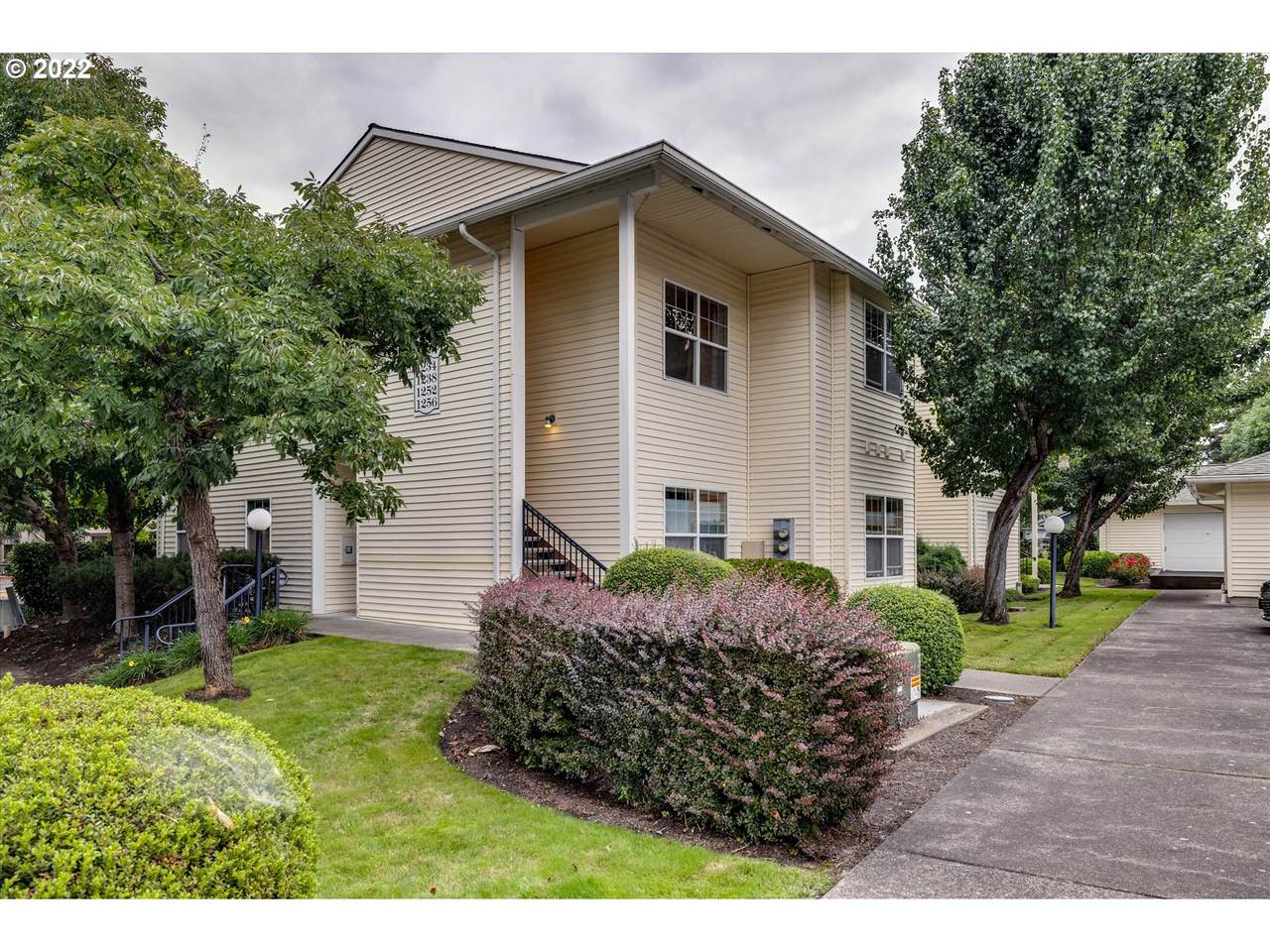 1256 Palmblad Dr - Photo 1