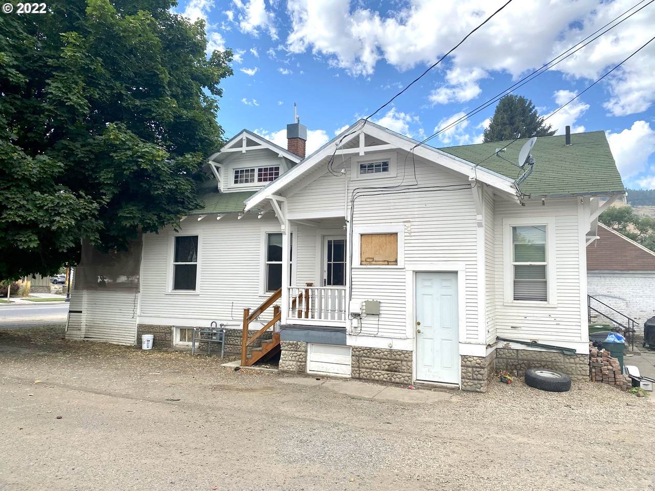 803 Adams Ave - Photo 1