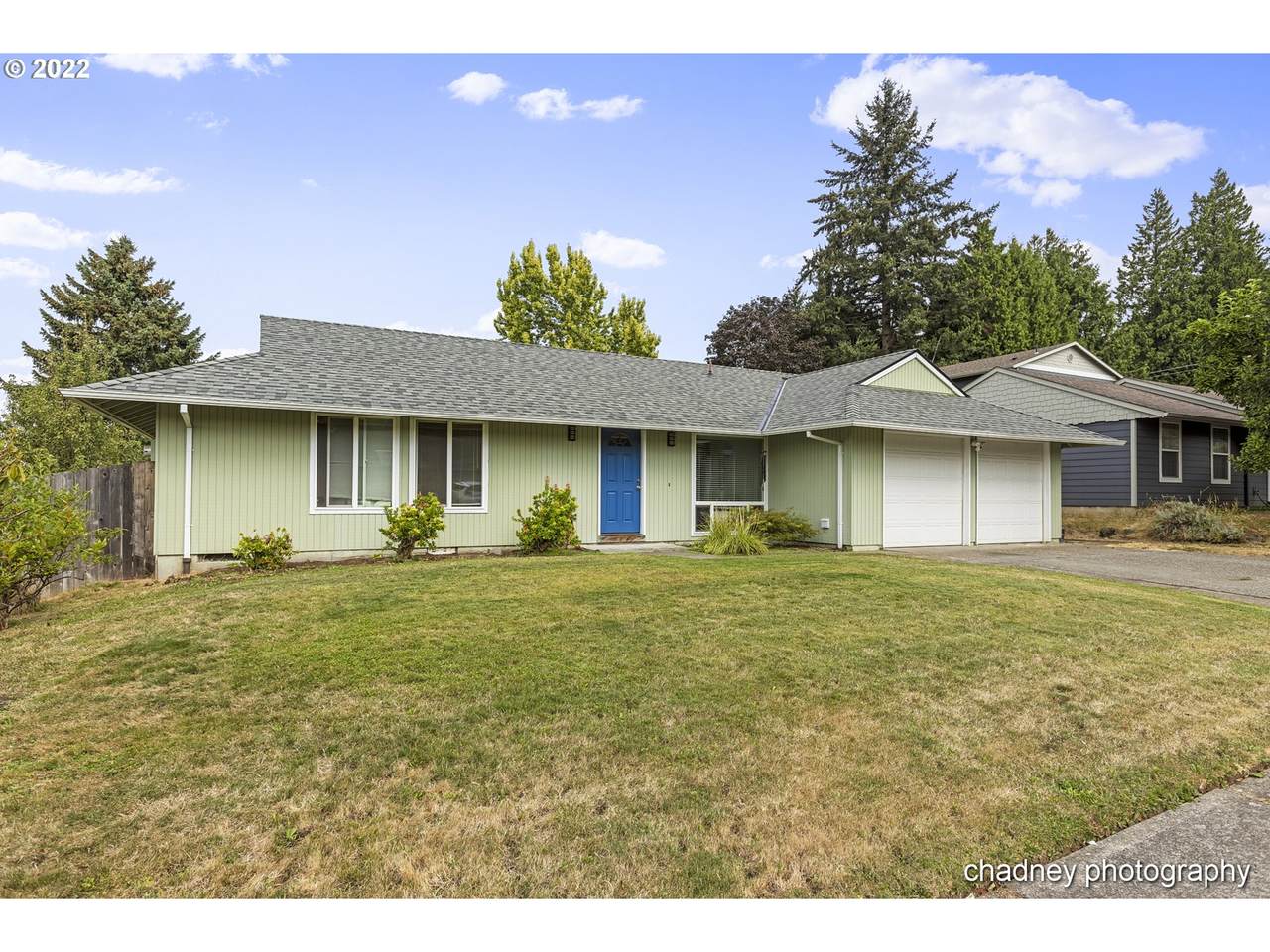 21125 Yamhill St - Photo 1