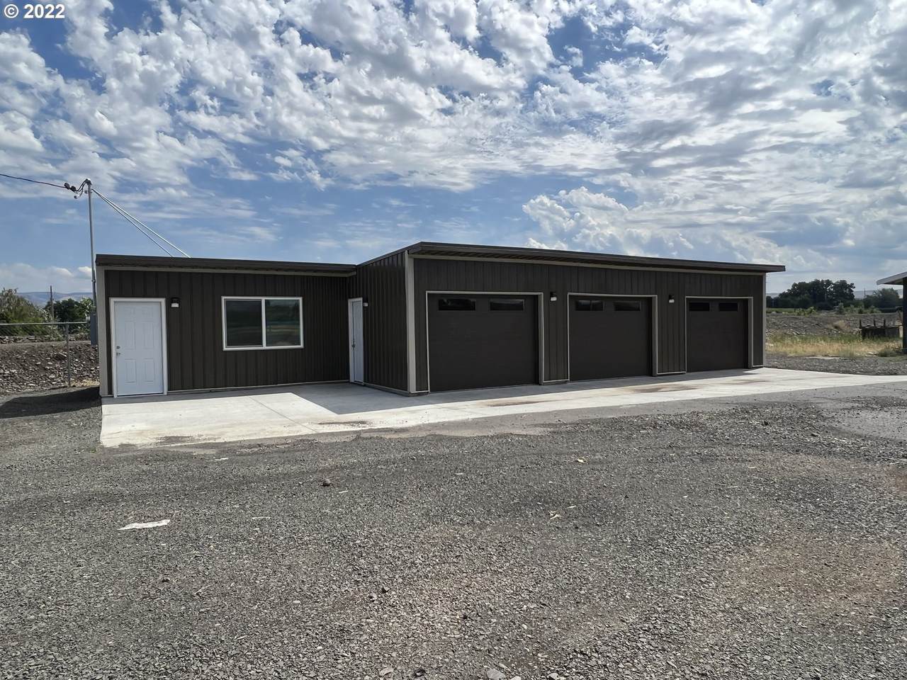 1264 Columbia - Photo 1