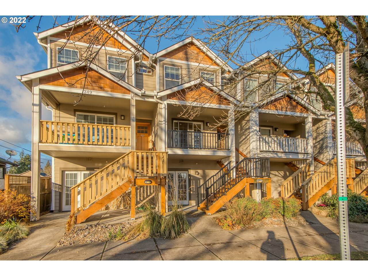 341 Main St - Photo 1