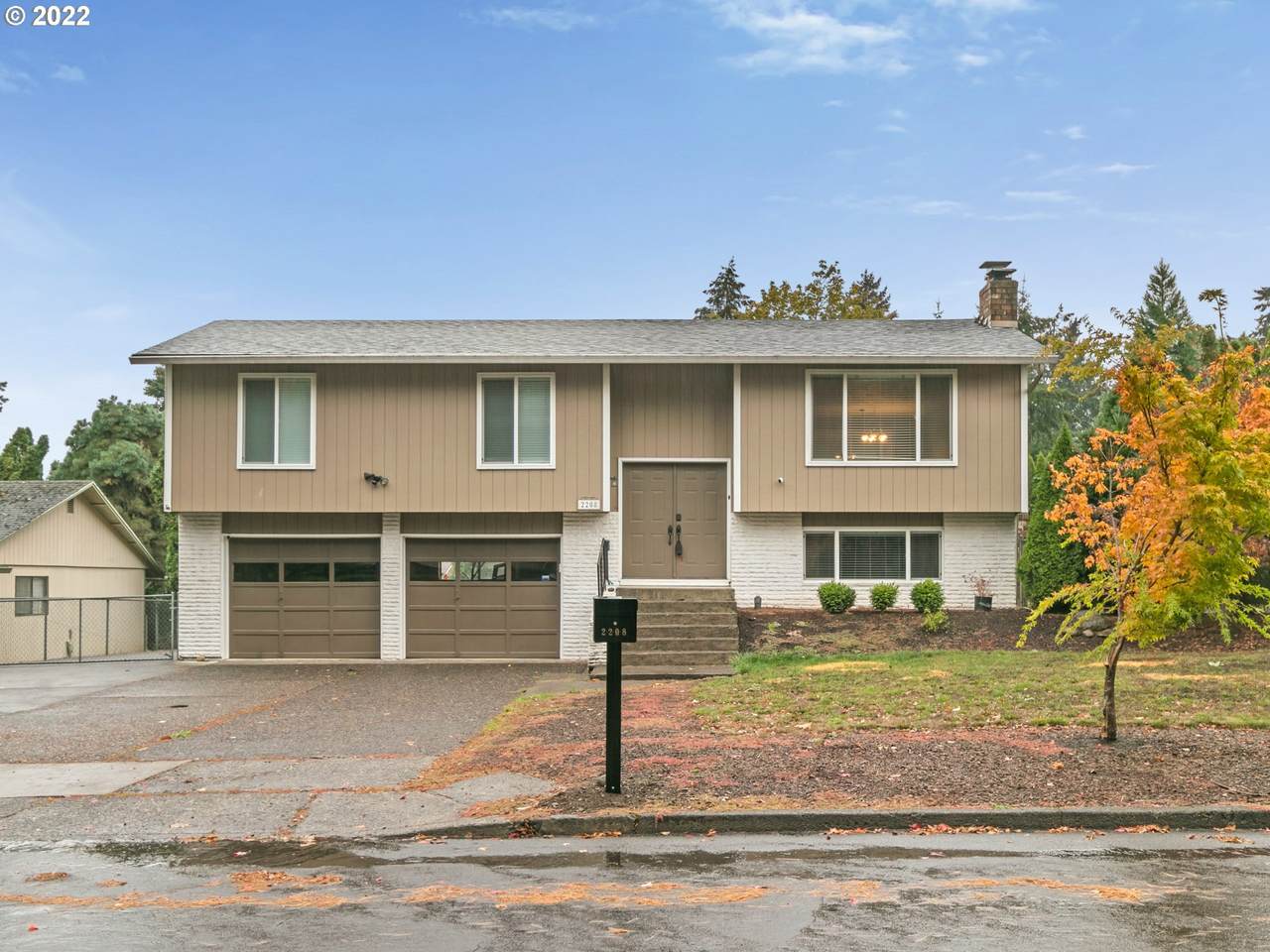 2208 134TH Ave - Photo 1