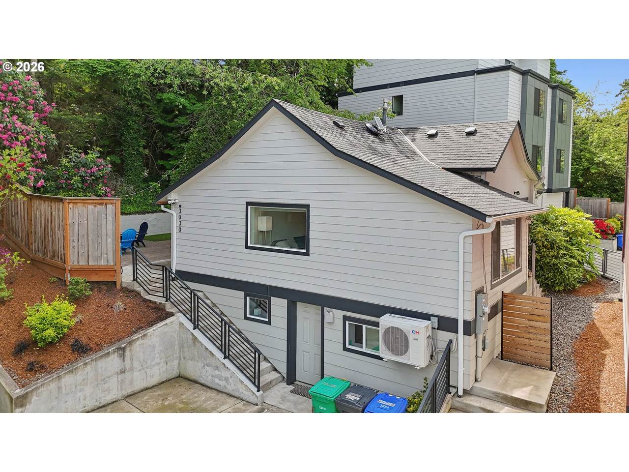 3030 Pendleton Ct - Photo 1