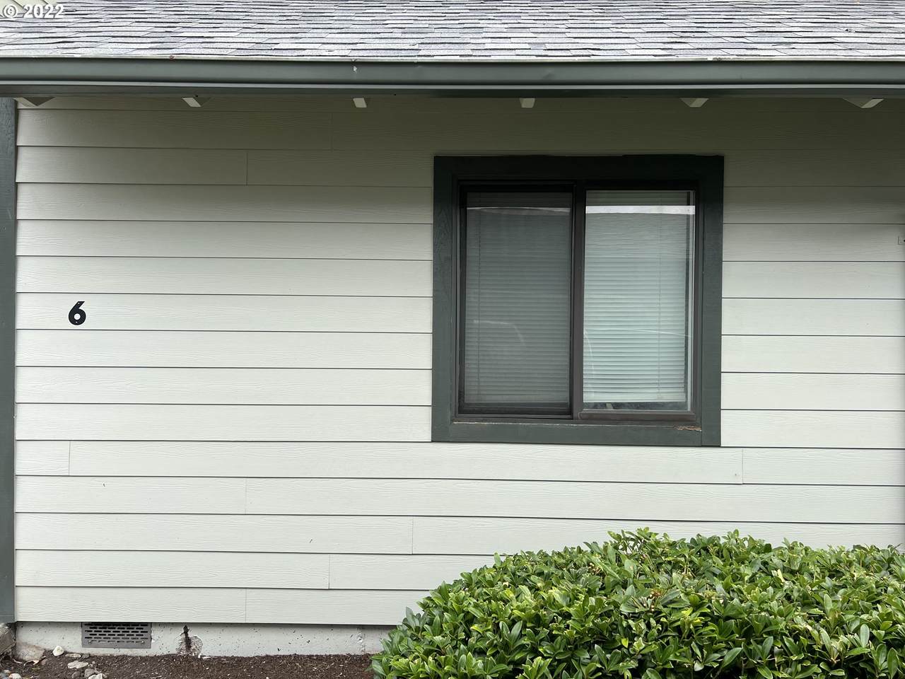 180 Hwy 101 - Photo 1