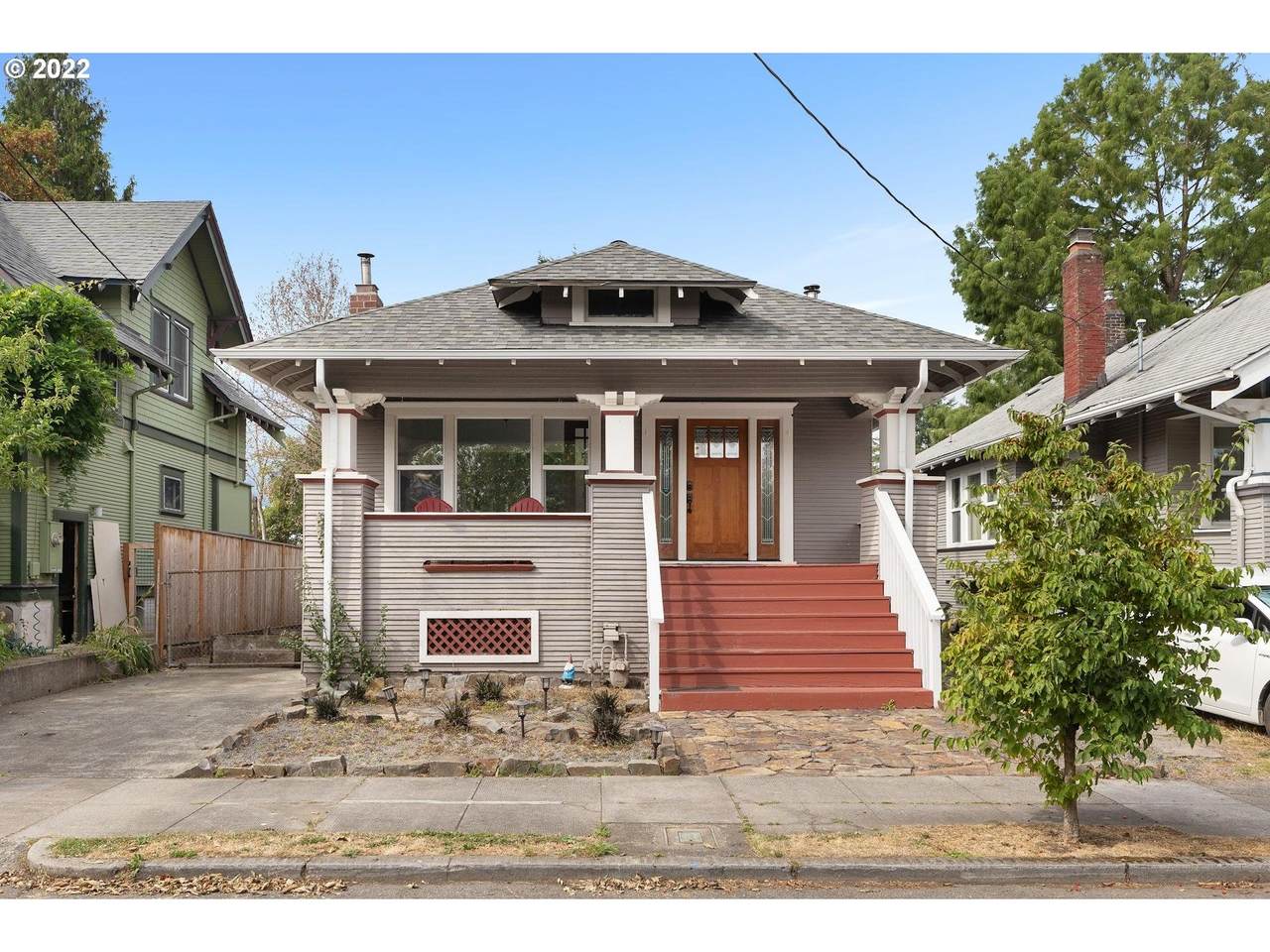 1417 45TH Ave - Photo 1