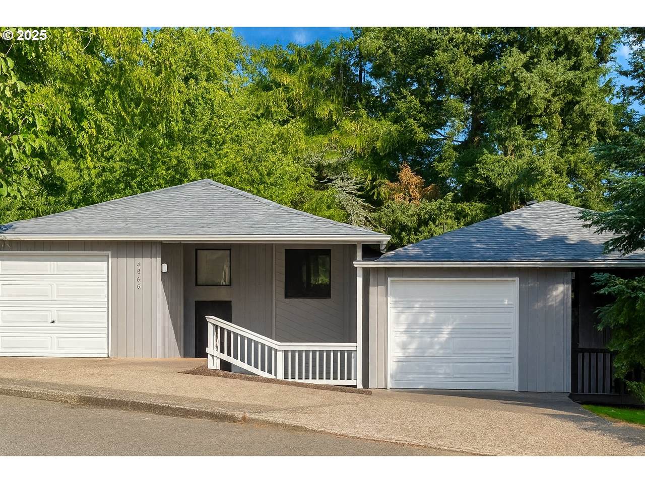 4645 Pine St - Photo 1