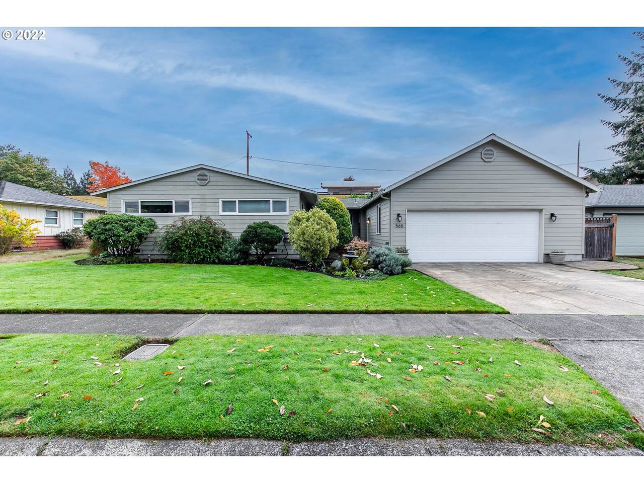 565 Antelope Way - Photo 1