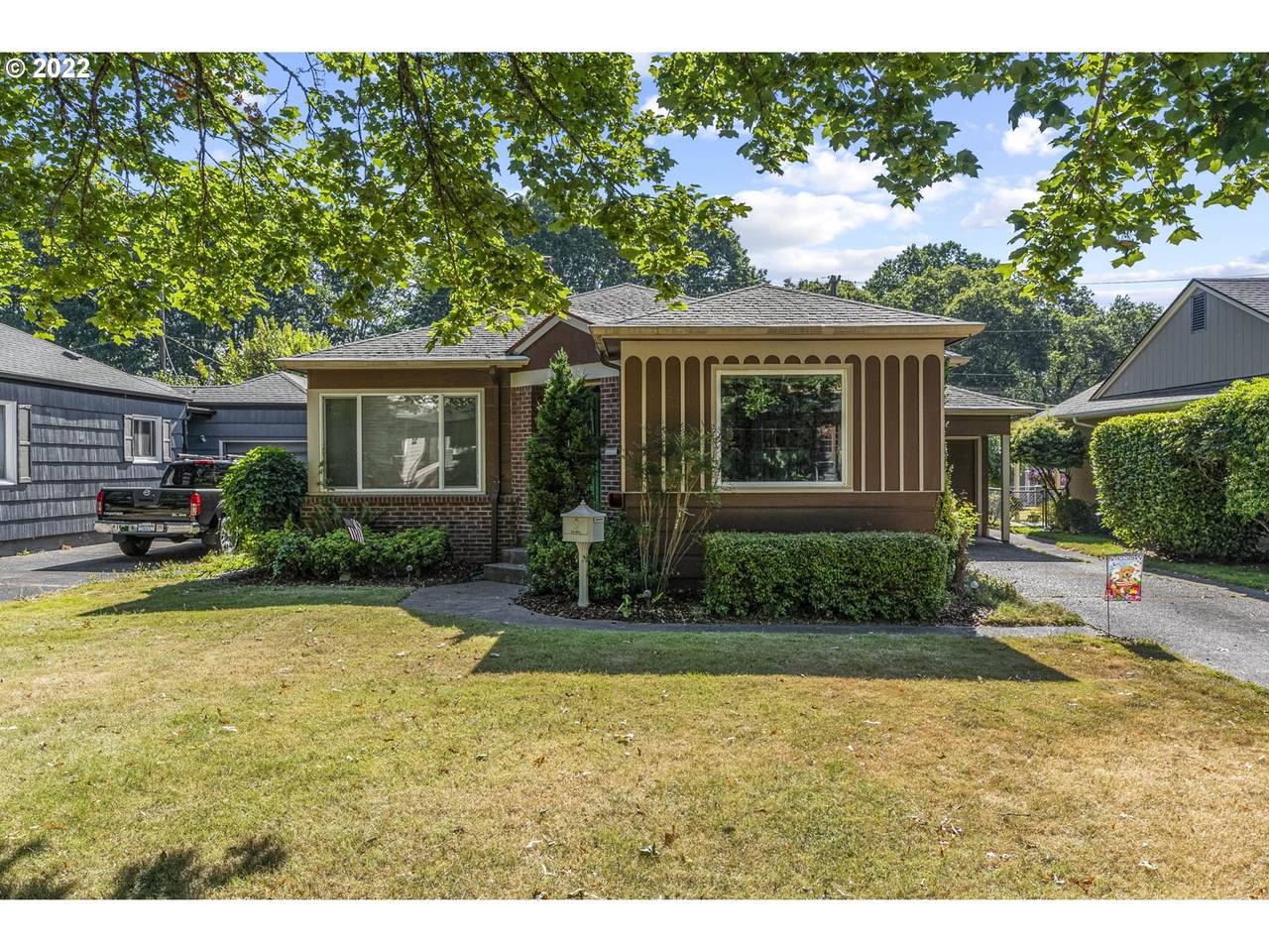 1106 23RD Ave - Photo 1