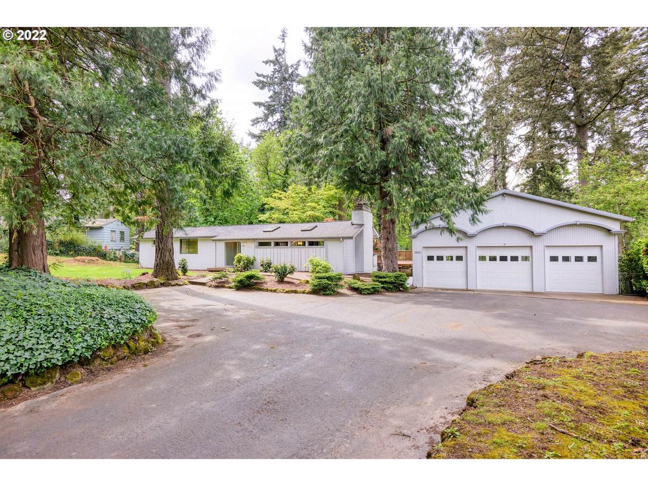 2855 Upper Dr - Photo 1