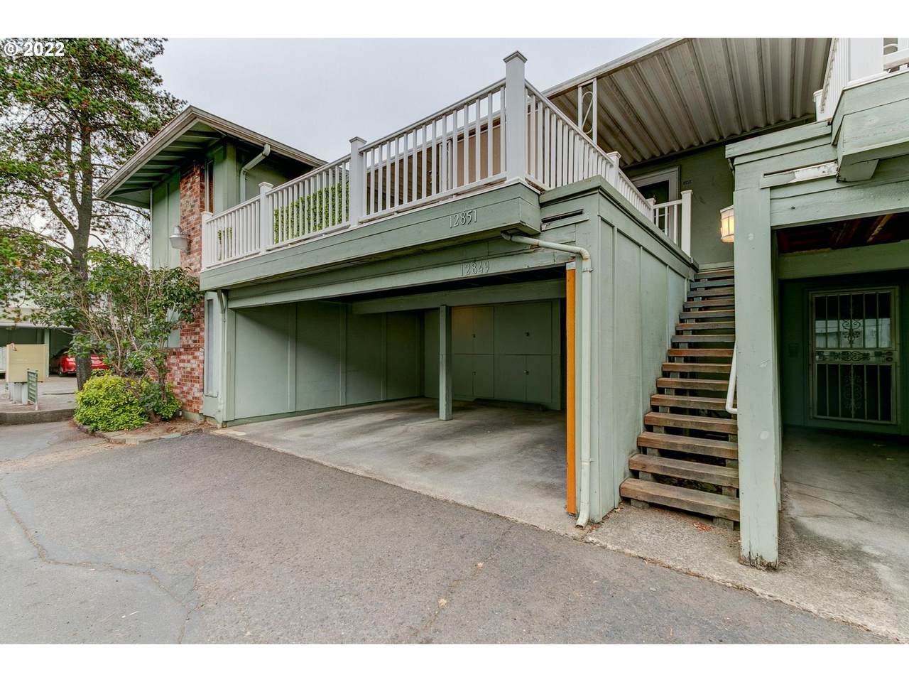 12851 Stark St - Photo 1