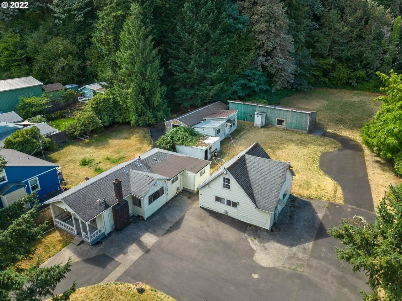 2817 109TH Ave - Photo 1