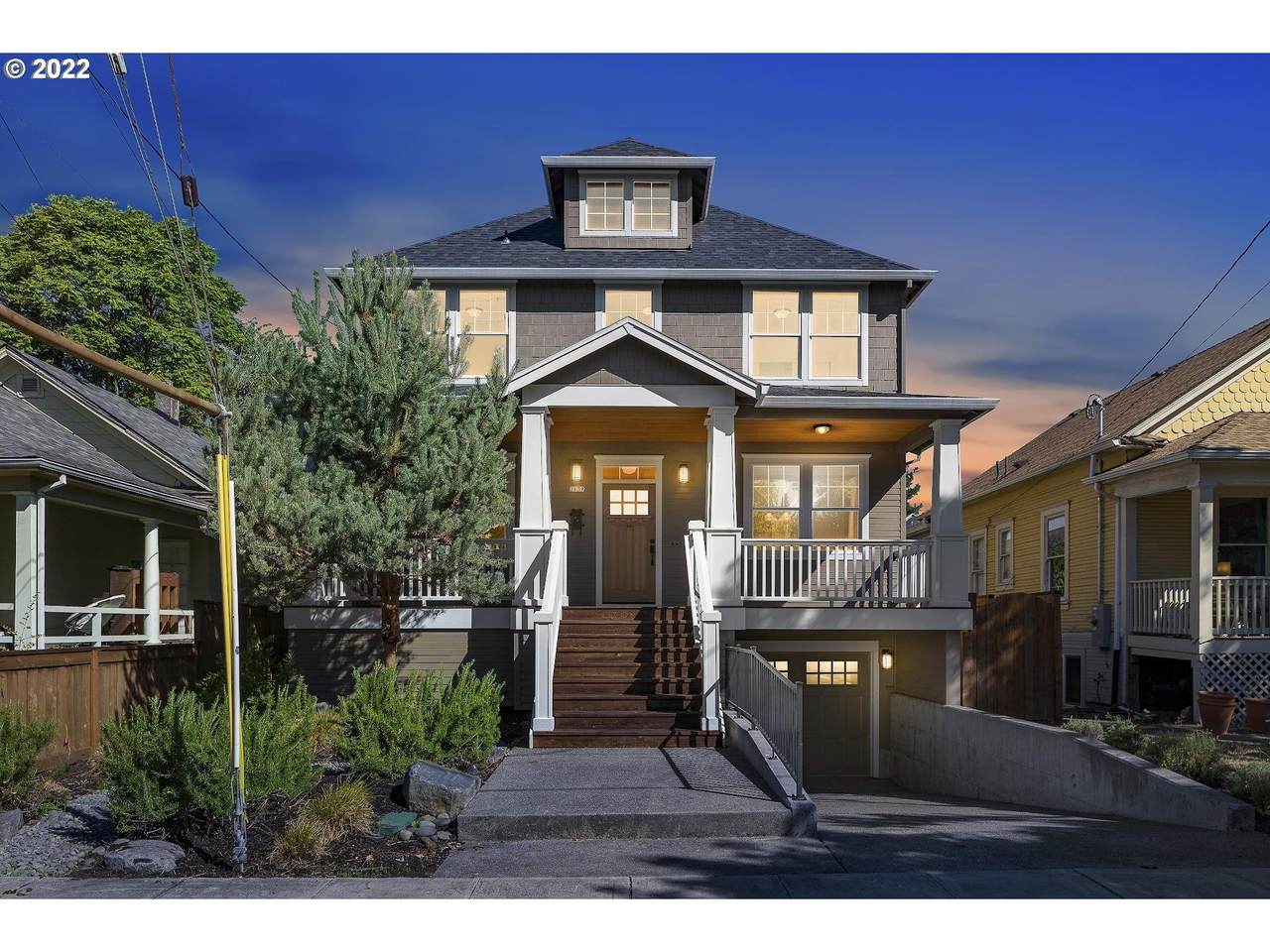 2139 Tibbetts St - Photo 1
