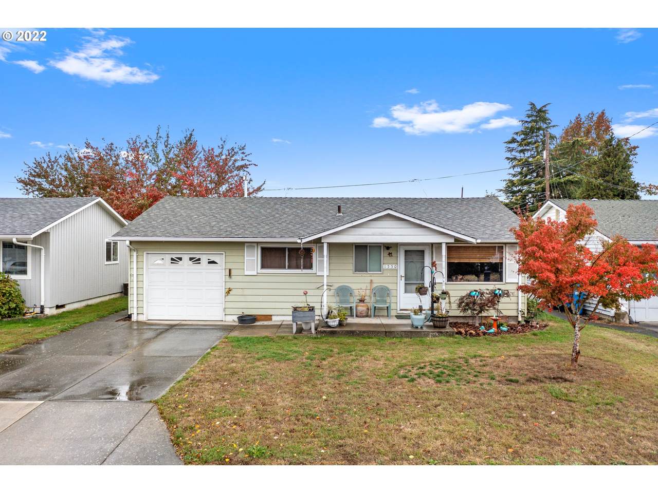 1550 Rainier Rd - Photo 1
