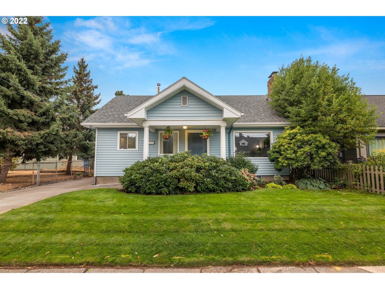 7044 Davis St - Photo 1
