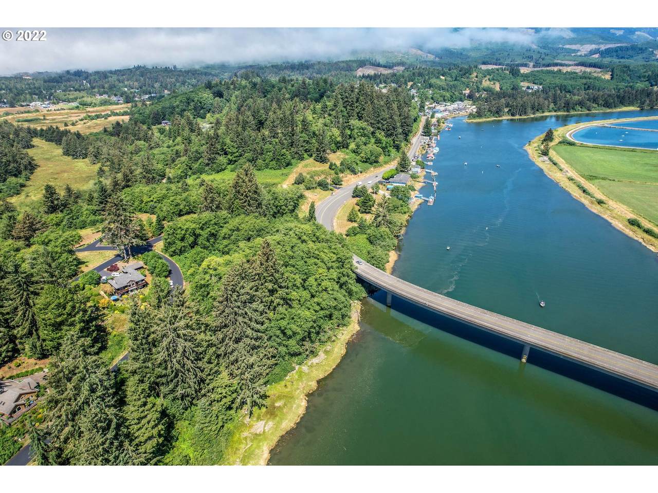10 Riverway Dr - Photo 1