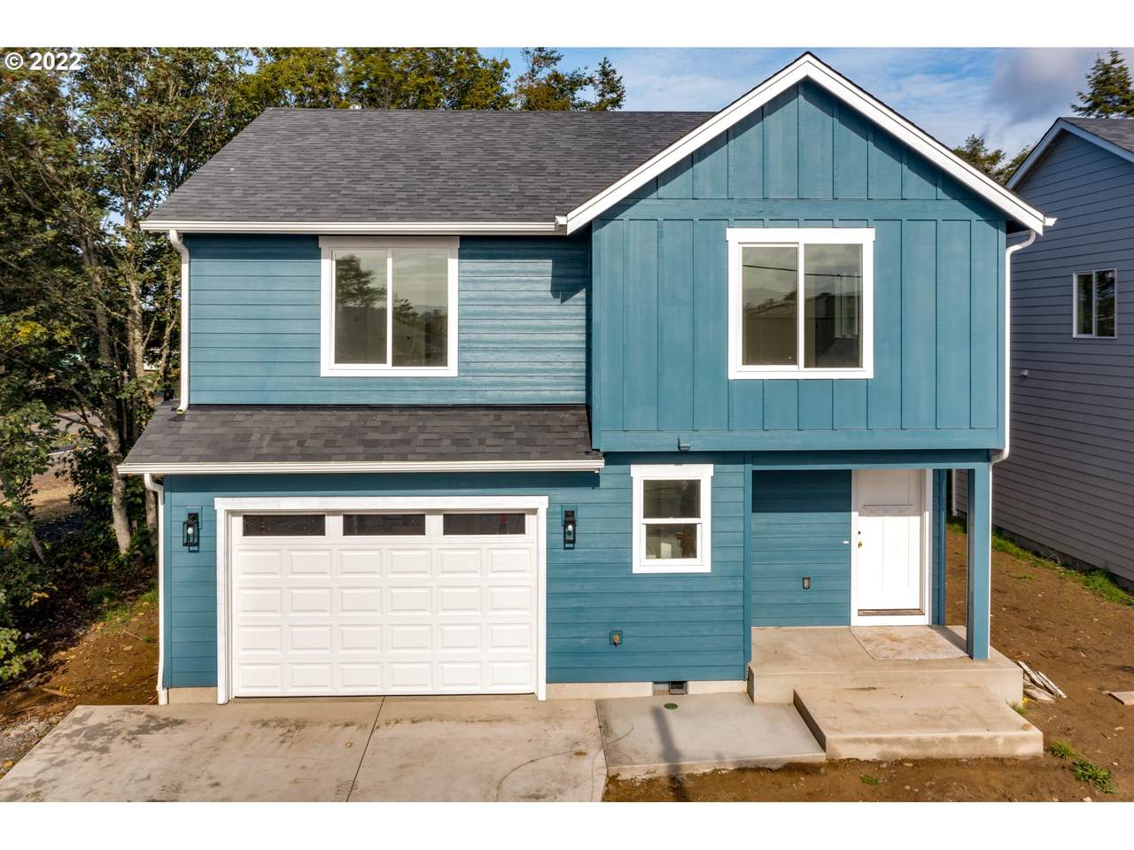 1010 2nd Ave - Photo 1