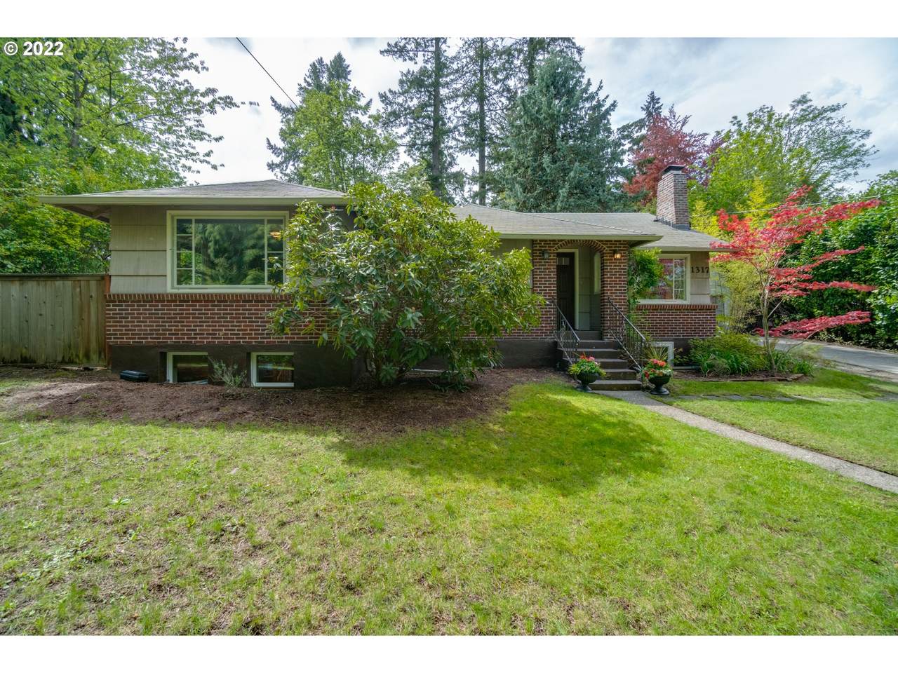 1317 Taylors Ferry Rd - Photo 1