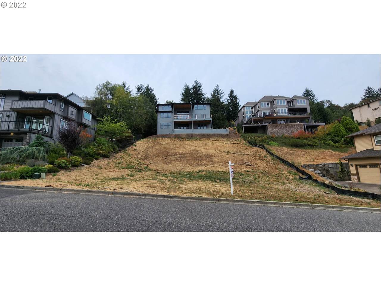 Riggs Dr - Photo 1