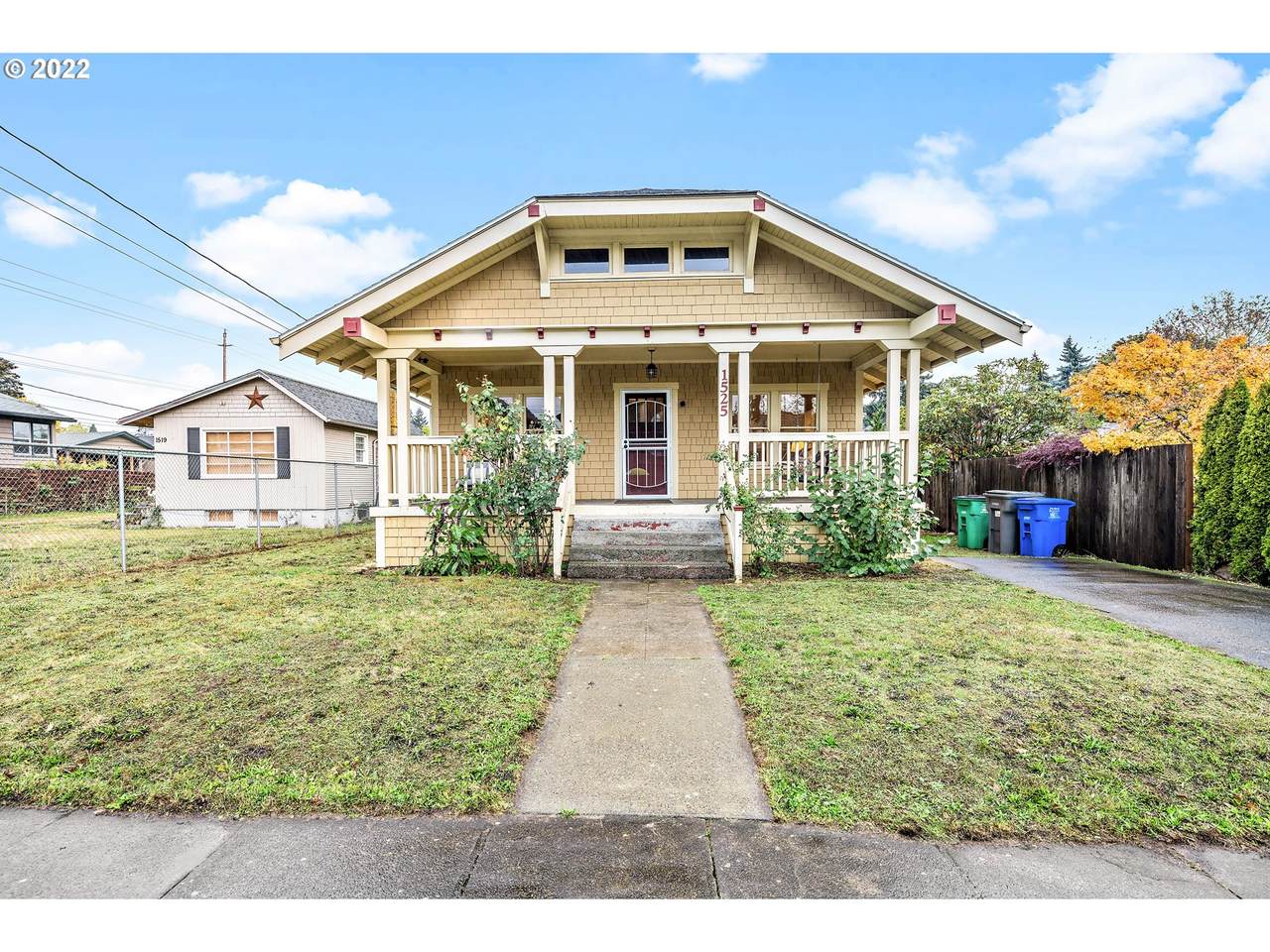 1525 73RD Ave - Photo 1