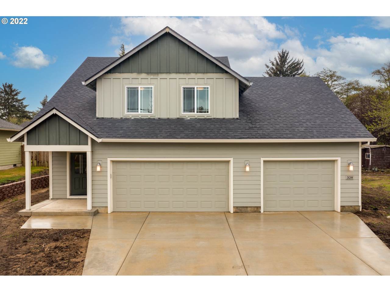 328 7th Ave - Photo 1