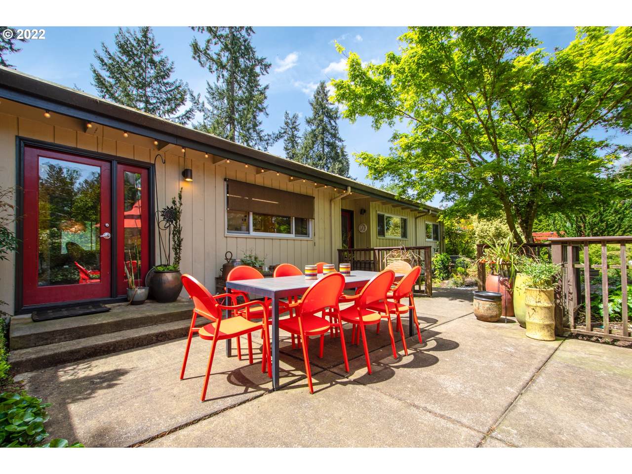 12517 20TH Ave - Photo 1