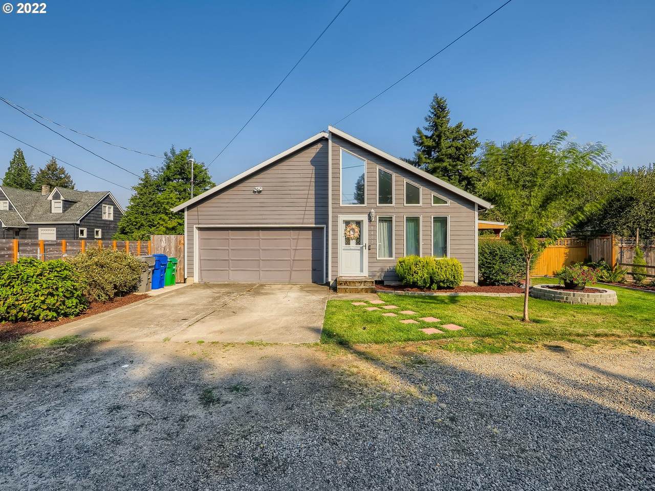 8412 89TH Ave - Photo 1