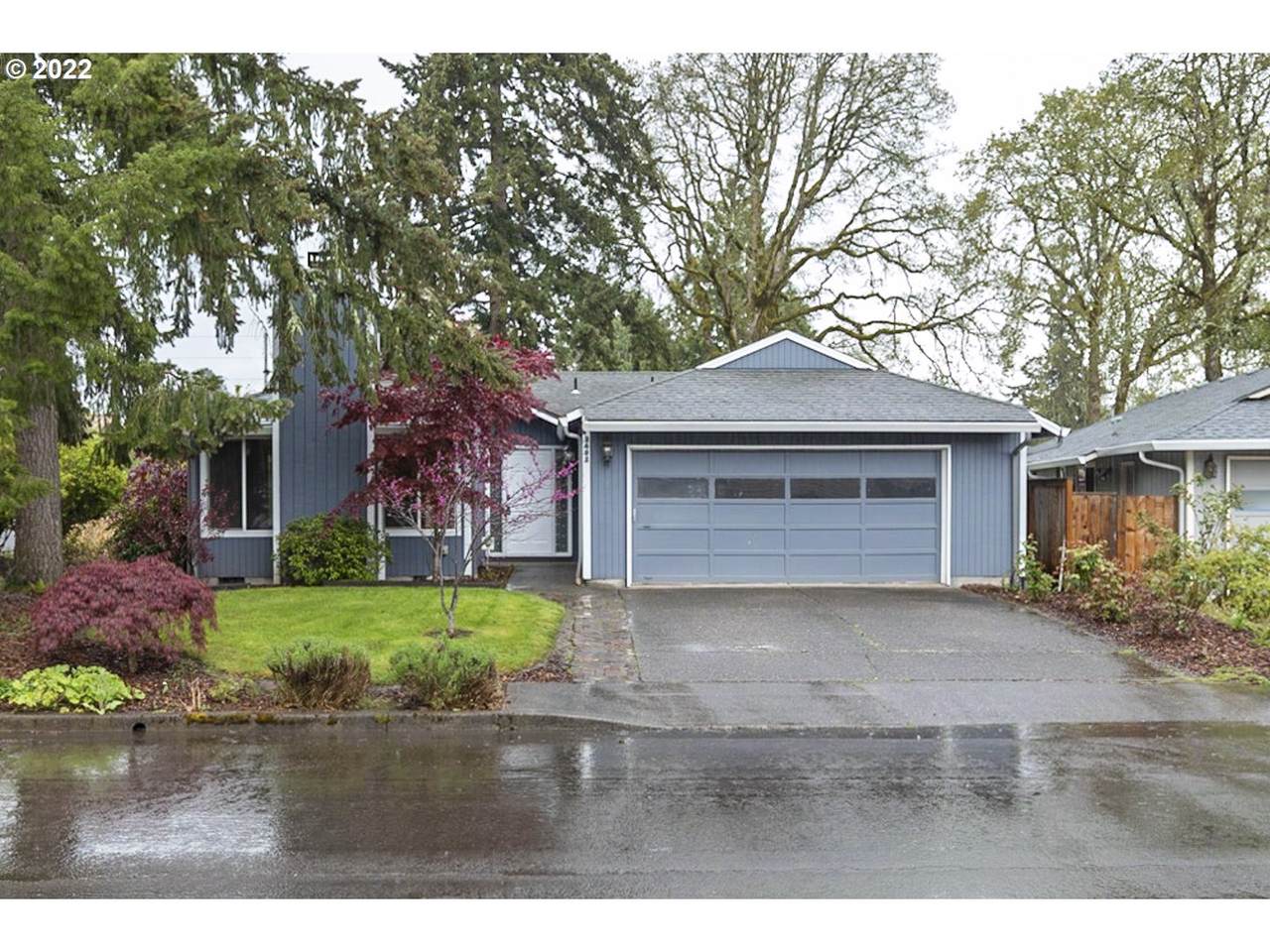 2492 Hyde St - Photo 1