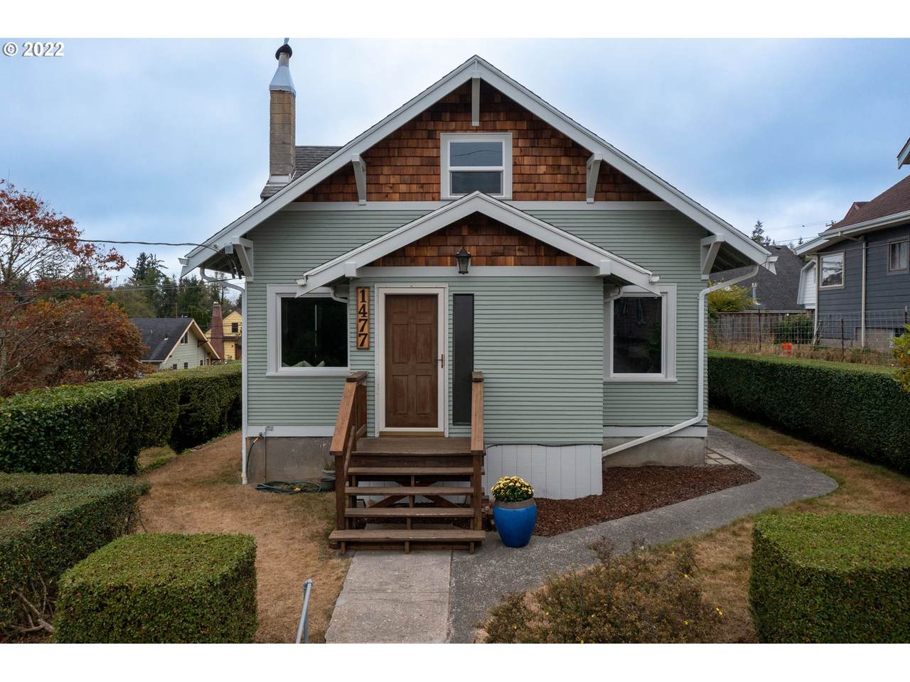 1477 6th St - Photo 1