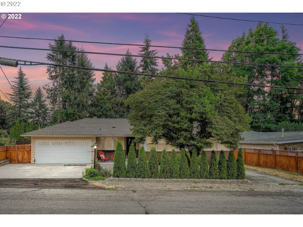 970 Dale Ave - Photo 1