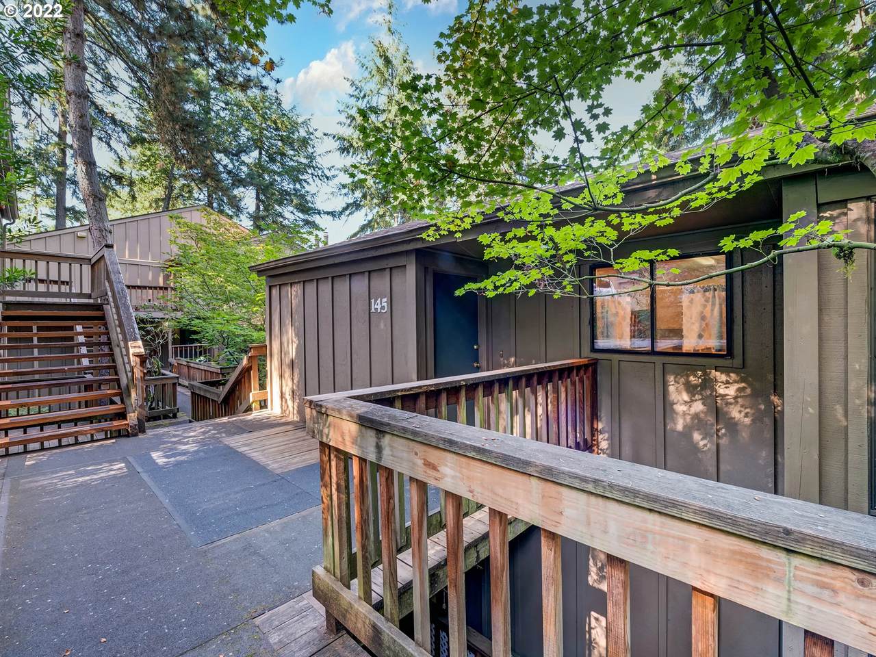 145 Treehill Loop - Photo 1