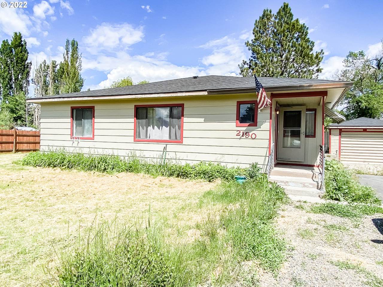2190 18TH St - Photo 1