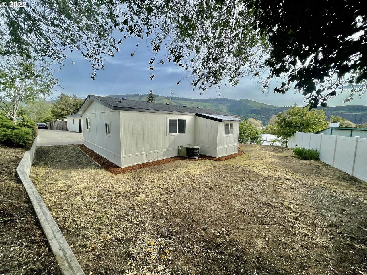 430 Glenwood Ave - Photo 1