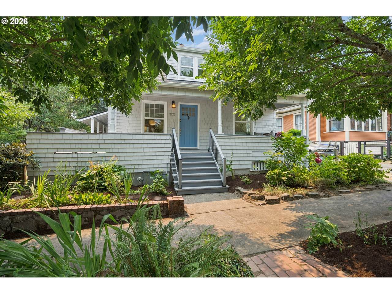 1432 Knight St - Photo 1