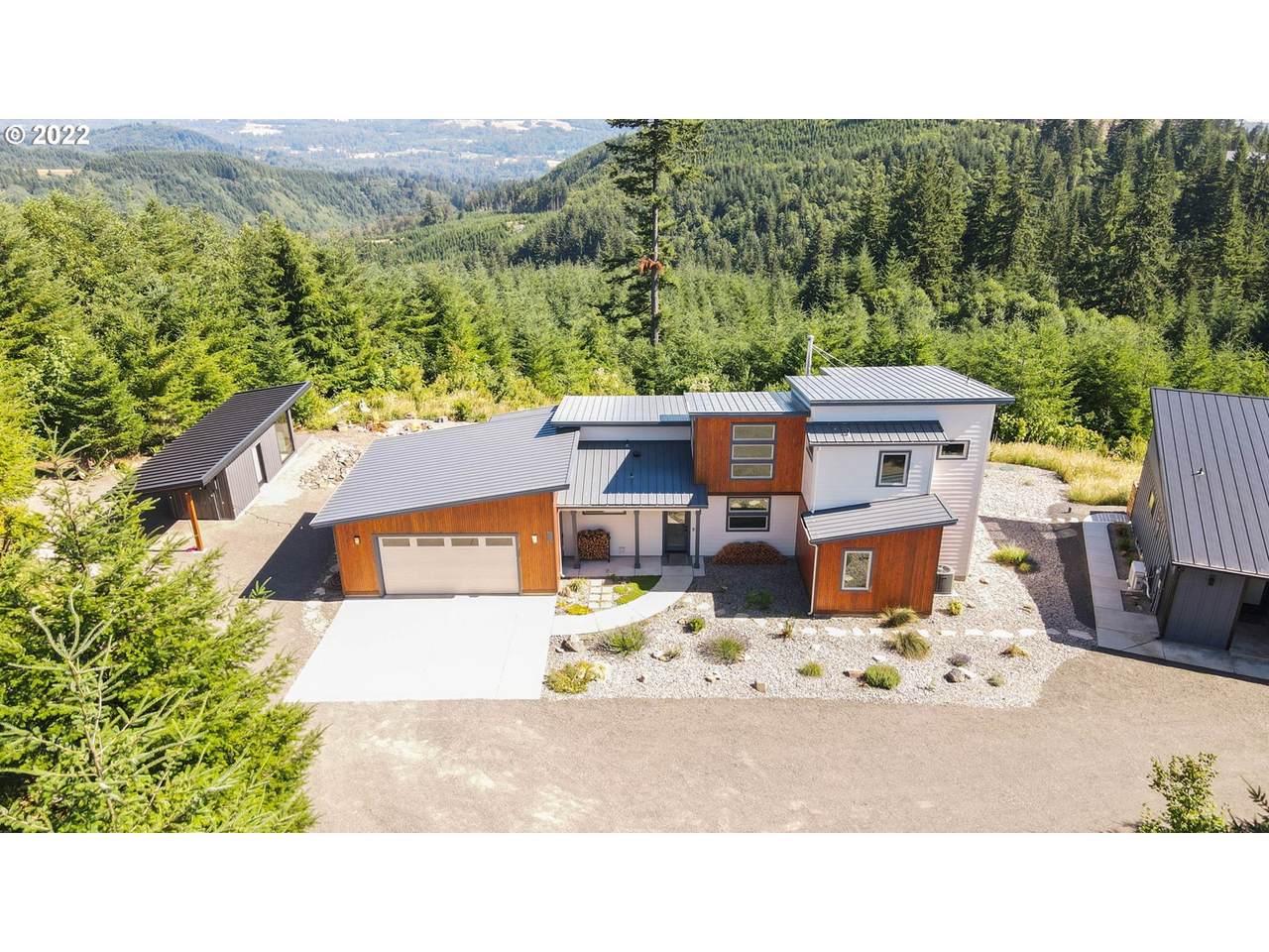 800 Five Peaks Dr - Photo 1