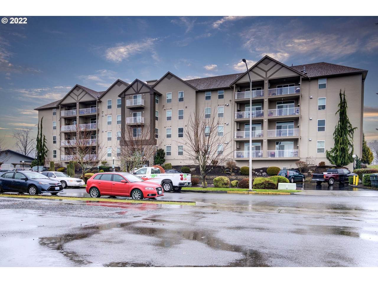 1548 River Rd - Photo 1