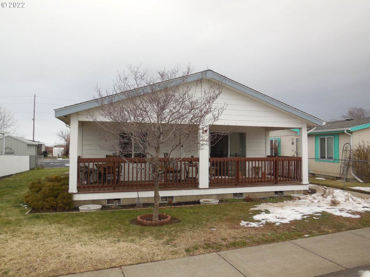 910 Cowl St - Photo 1
