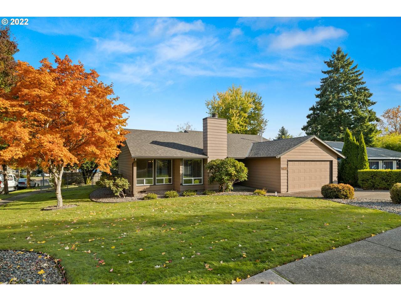 9670 Robbins Dr - Photo 1