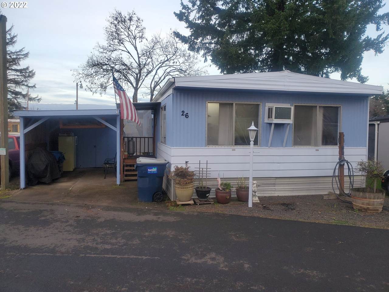400 Mill St - Photo 1