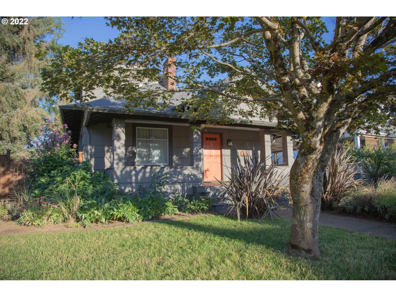 2536 67TH Ave - Photo 1